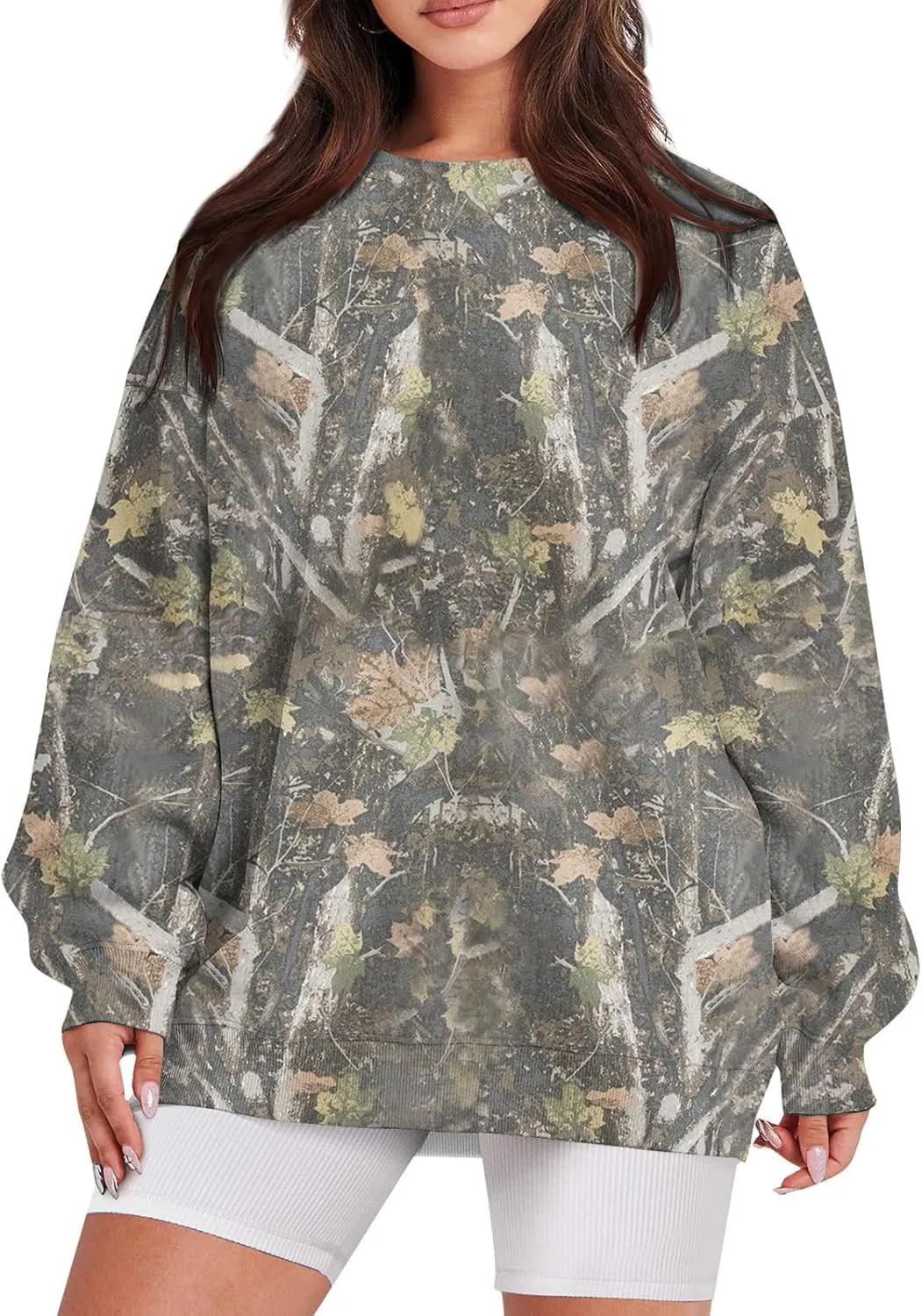 Camo Sweatshirt for Women Oversized Maple Leaf Print Sweatshirts Casual Long Sleeve Camo Crewneck Sweatshirt