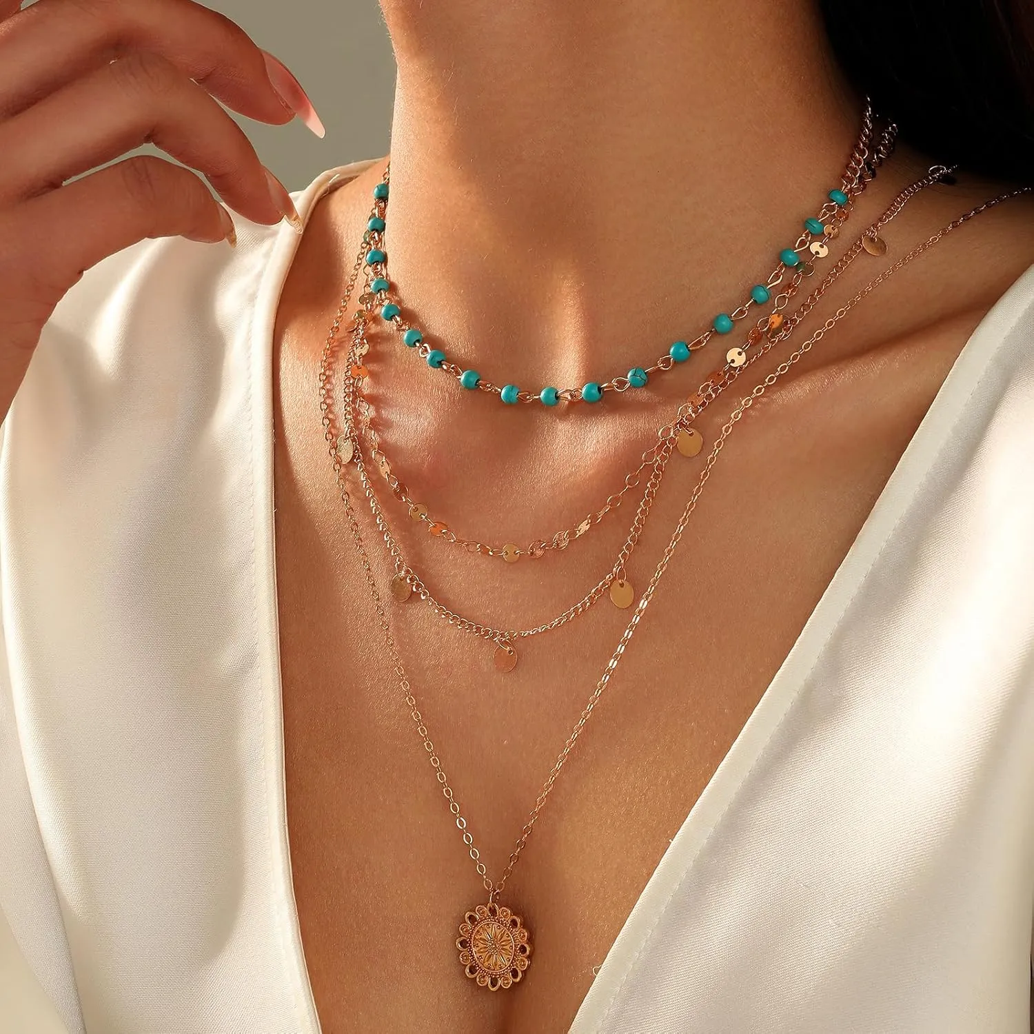 Gold Layered Choker Necklace for Women 14K Gold Plated Boho Turquoise Pendant Necklace Trendy Dainty Beach Western Necklace Jewelry Accessory