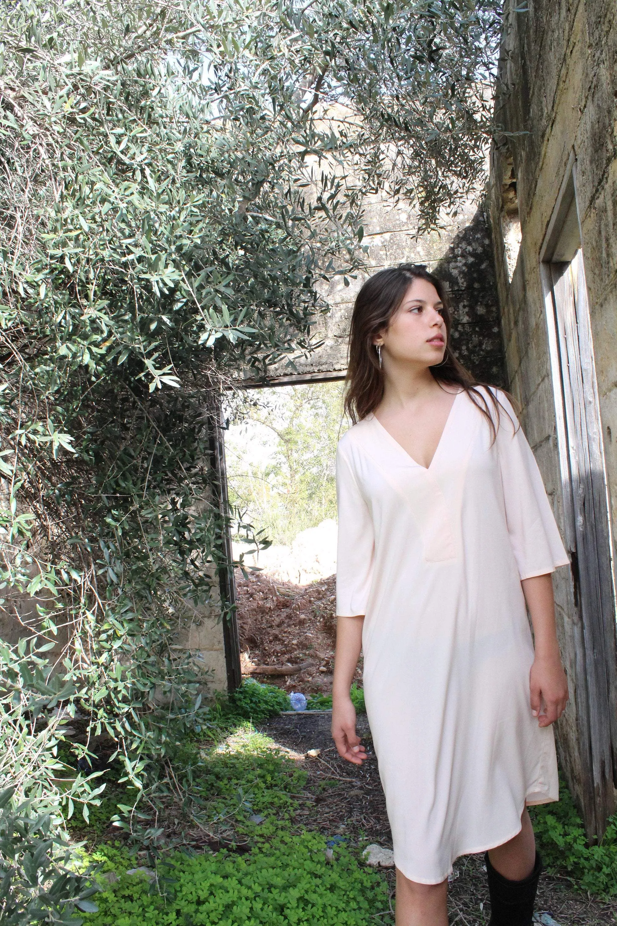 Kaftan V Dress