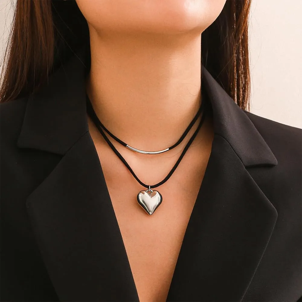 Layered Puffy Gold Heart Choker Necklace for Women Y2k Love Heart Black Rope Pendant Necklace Charm Statement Necklace Lover Jewelry Accessories