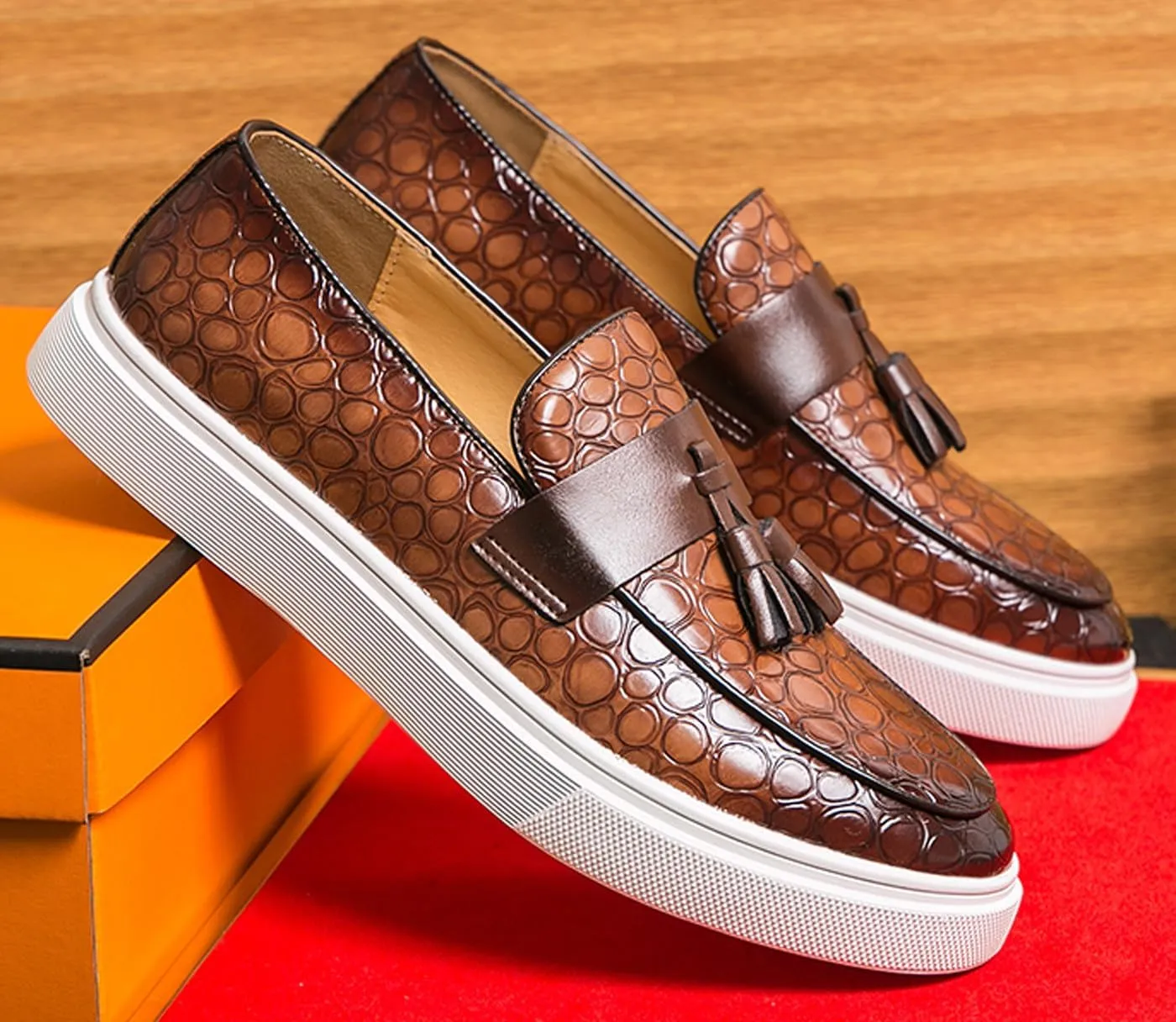 Loafers Slip On Shoes for Men Casual Dress Leather Prom Tassel Loafers Wedding Fashion Tuxedo Walking Summer Shoes