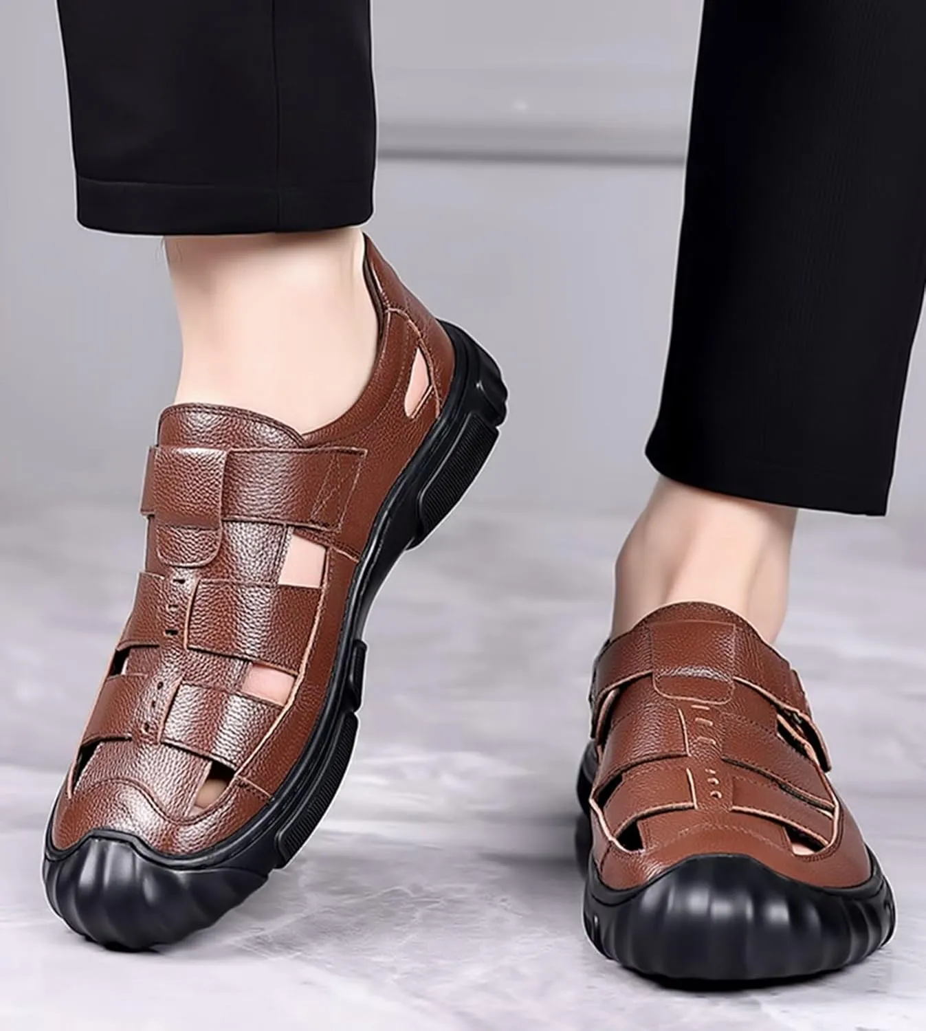 Men Leather Sandals Breathable Closed-Toe Sandals Waterproof Anti-Slip Outdoor Walking Summer Beach Hiking Shoes