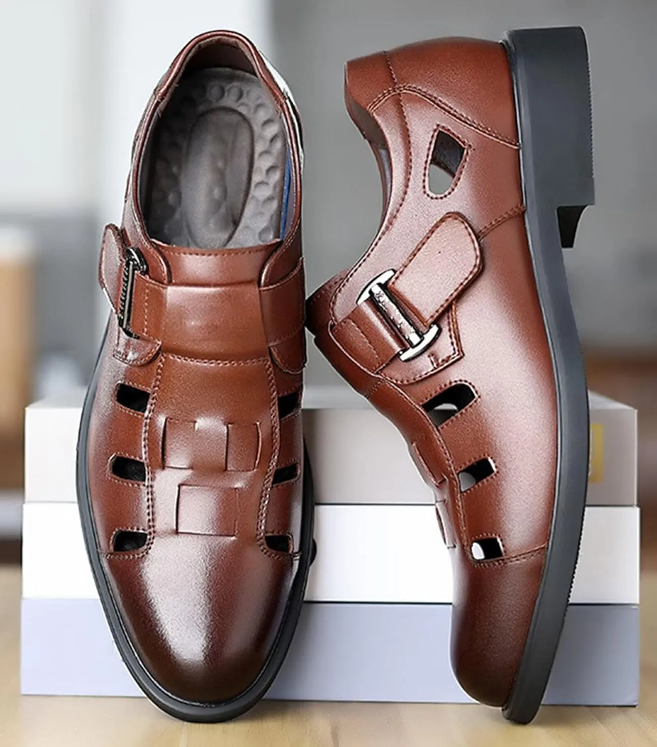 Men's Casual Walking Sandals Closed Toe Outdoor Sports Hiking Sandals Summer Leather Shoes Breathable Business Sandals