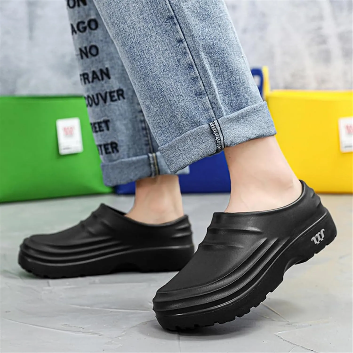 Mule Clog Women Men Comfortable Non Slip Resistant Work Shoes Waterproof Breathable Armadillo Clogs Ideal for Nurse Healthcare Kitchen Food Service Garden Unisex