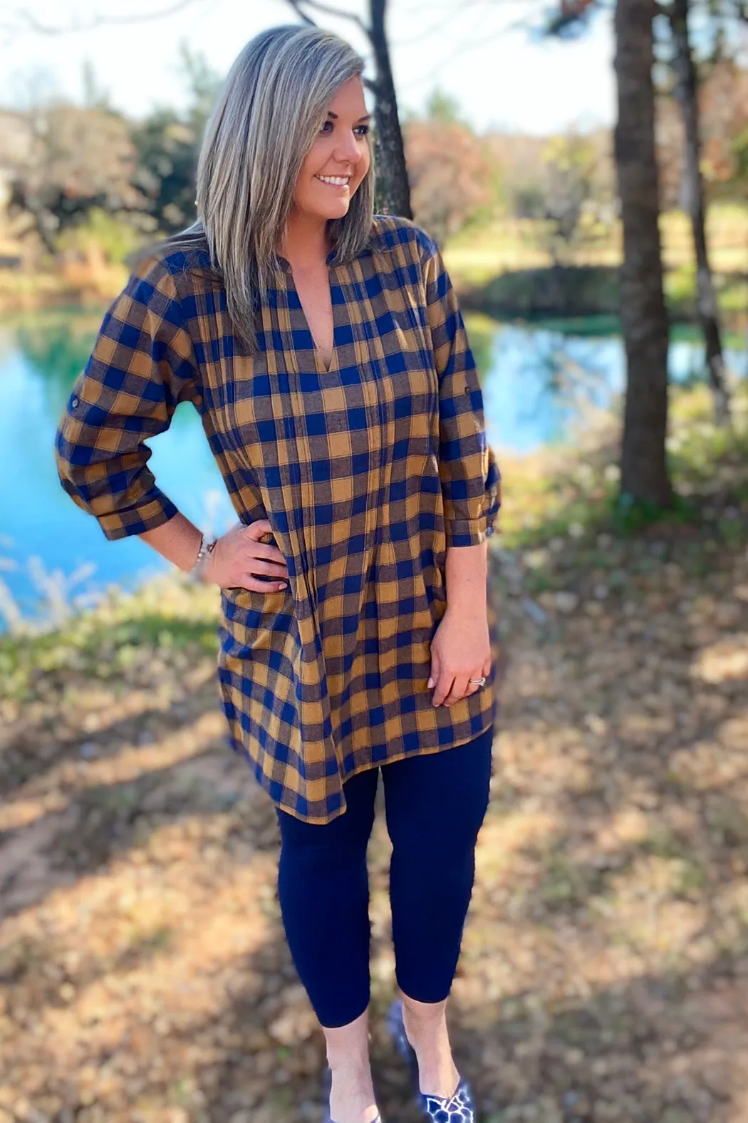 Romy Womens Tunic in Camel Navy Plaid size Small - XL
