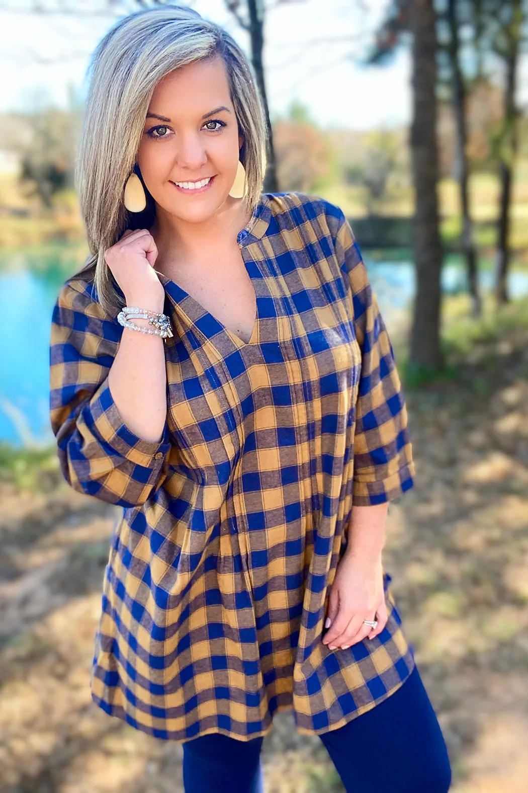 Romy Womens Tunic in Camel Navy Plaid size Small - XL