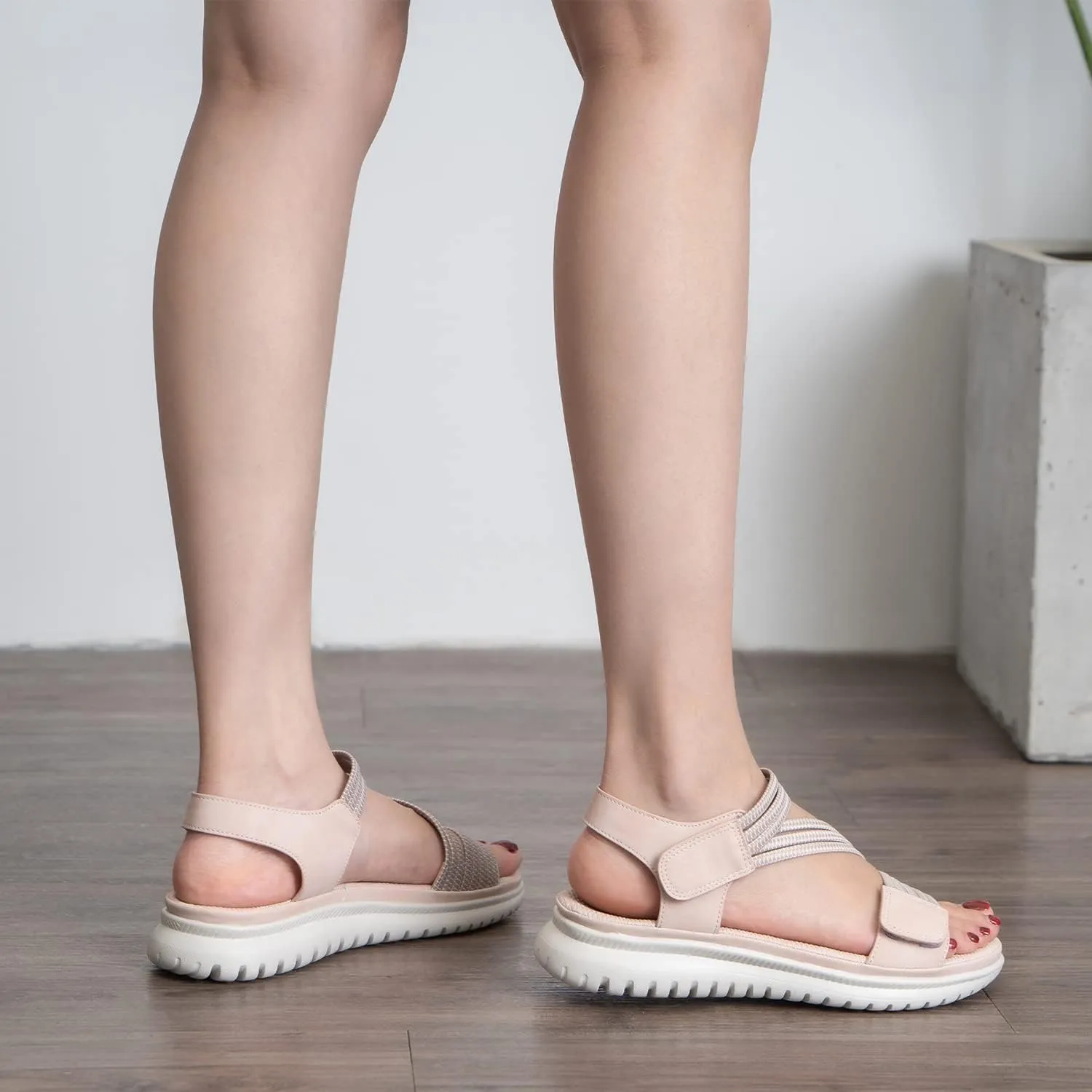 Womens Comfortable Lightweight Outdoor Sport Walking Sandals 2024 Casual Arch Support Sandals Summer Athletic Hiking Sandals Beach Shoes Fashion Non-slip Sandals Water Shoes