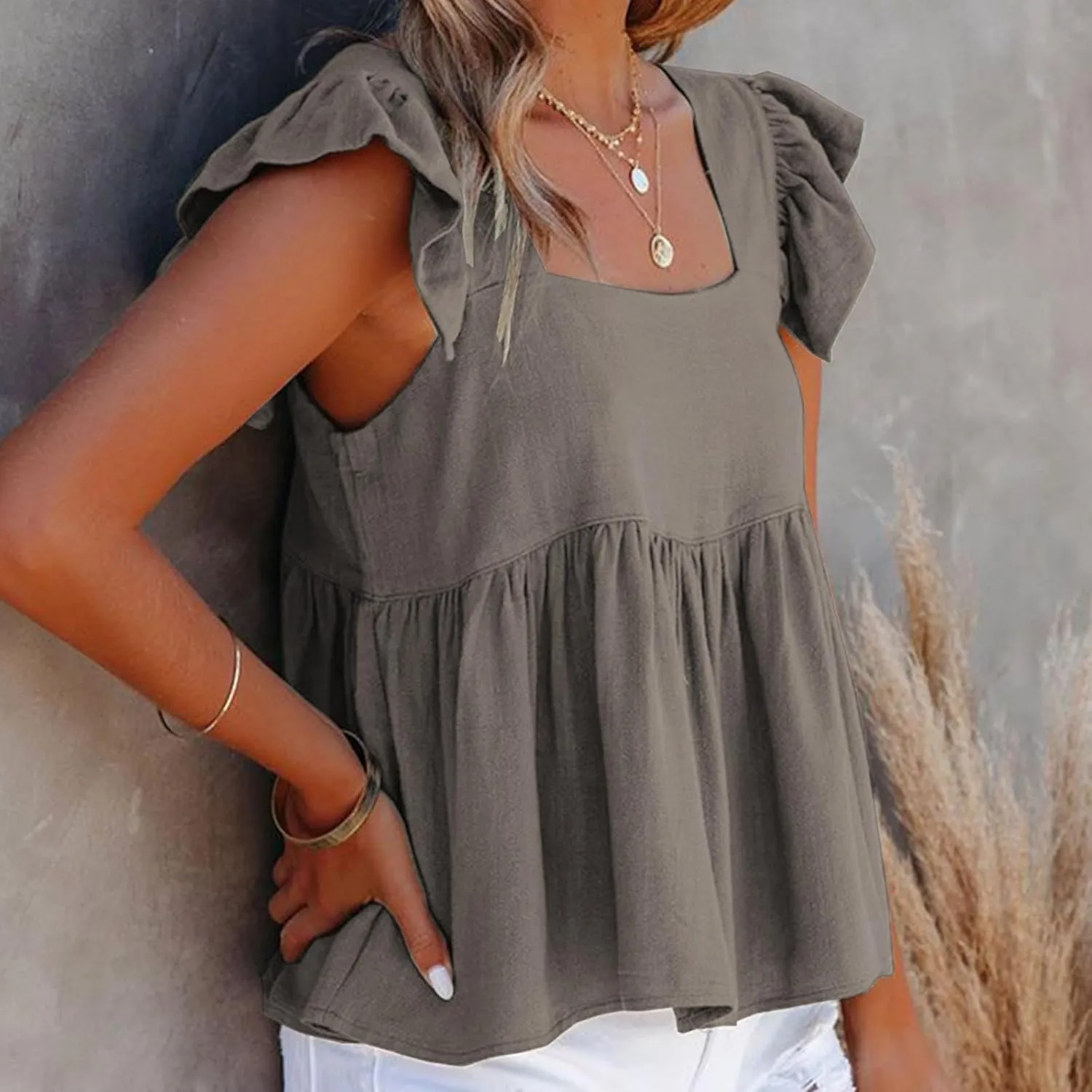 Women's Smocked Peplum Tops Solid Color Cute Square Neck Ruffle Sleeveless Shirts Casual Fashion Loose Fit Blouse