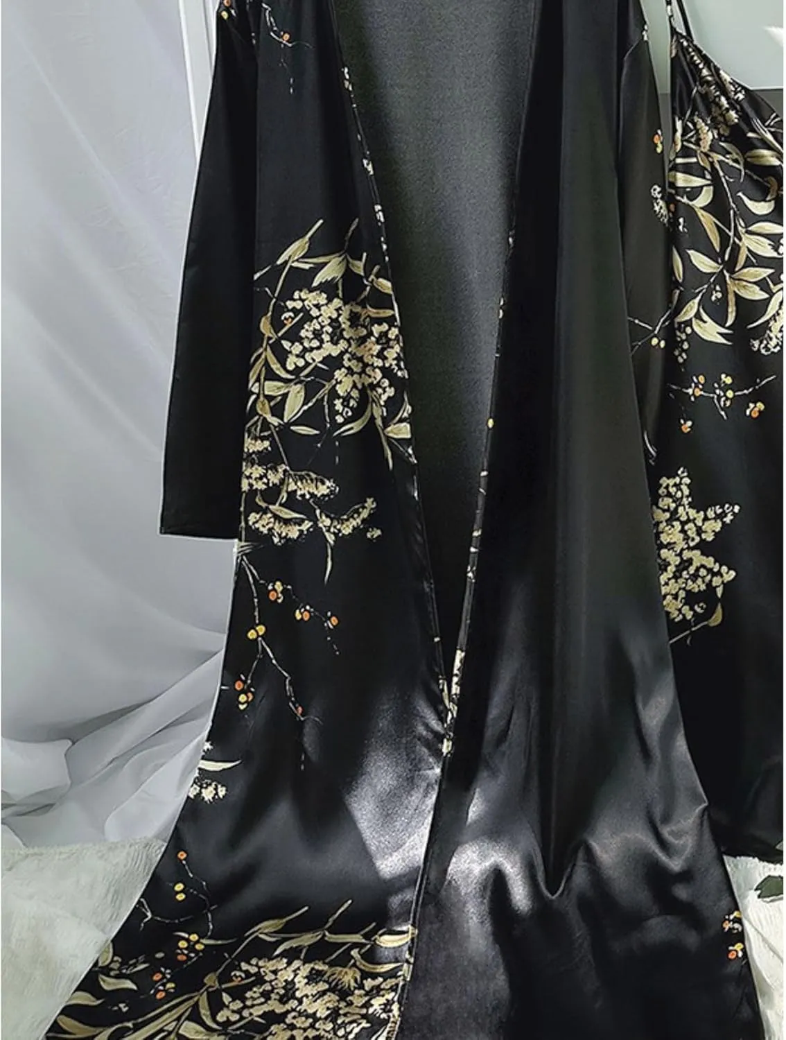 Xunger Womens Floral Print Robes Long Sleeve Satin Kimono Lightweight Belted Bathrobe Plus Size Sleepwear Loungewear