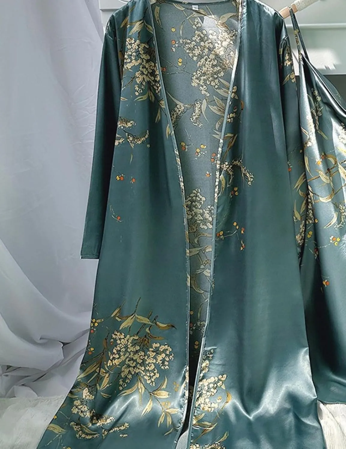 Xunger Womens Floral Print Robes Long Sleeve Satin Kimono Lightweight Belted Bathrobe Plus Size Sleepwear Loungewear
