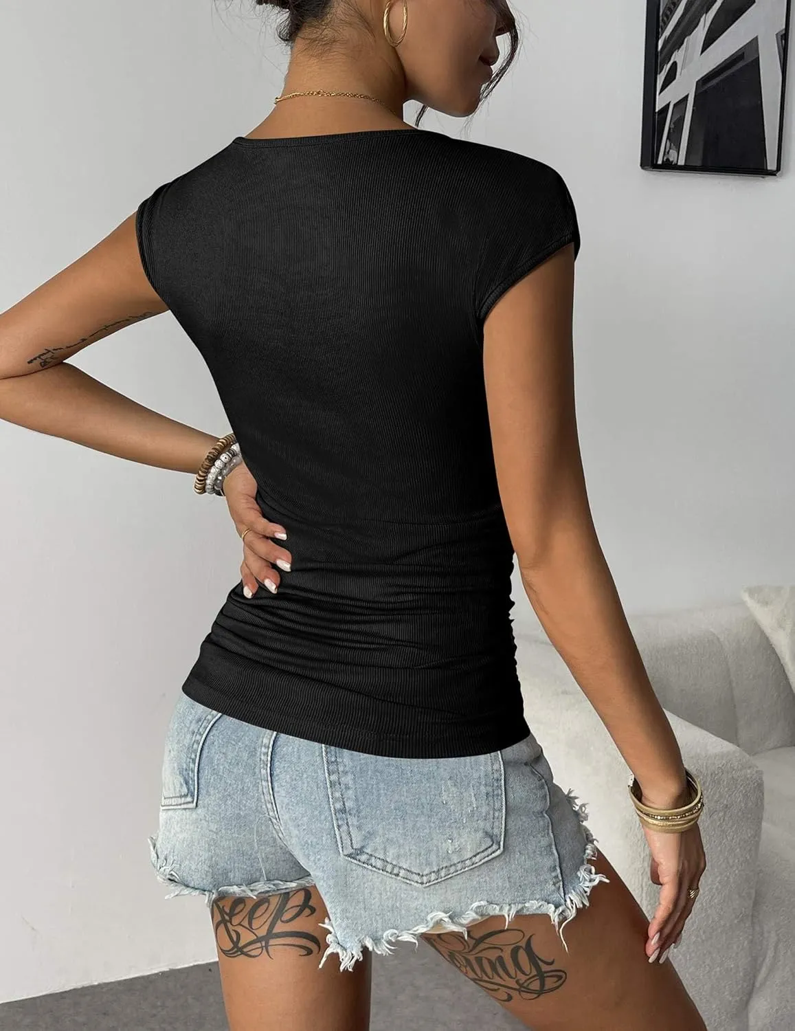 Zeagoo Womens Tank Tops Ribbed Knit Crew Neck Shirts Cap Sleeve Slim Fitted Ruched Basic Tees